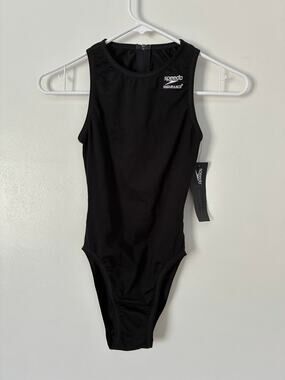 NEW Black One-Piece Speedo Size 28 = 9/10